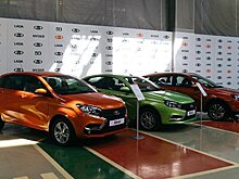"АвтоВАЗ" возобновил производство Lada Largus и Xray спустя сутки