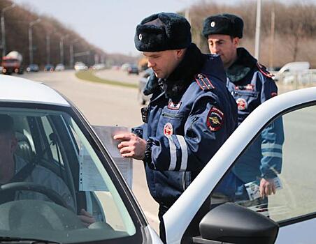 В Череповце водитель схрумкал удостоверение, чтобы не отдать его инспектору