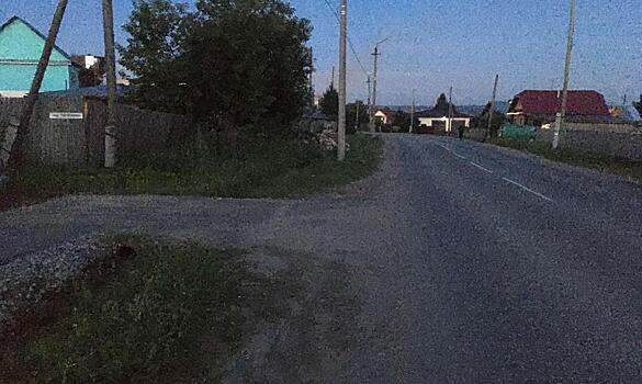 В Омутнинске разыскивают водителя мопеда, который сбил женщину на велосипеде
