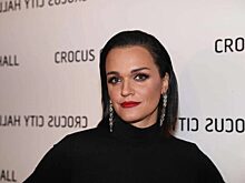 Певица Слава впервые стала бабушкой