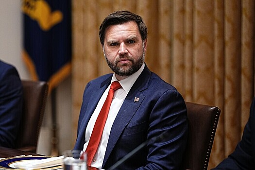 Вэнс обвинил Данию в неспособности защитить Гренландию