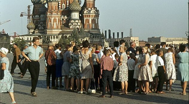 Москва и Санкт-Петербург: чем отличаются столицы