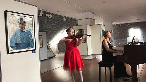 Юная скрипачка из школы искусств «Кусково» стала лауреатом Международного конкурса молодых исполнителей