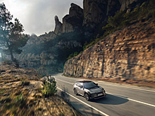 Toyota bZ4X выходит на рынок: 568 км на заряде и цена от 3,95 млн рублей