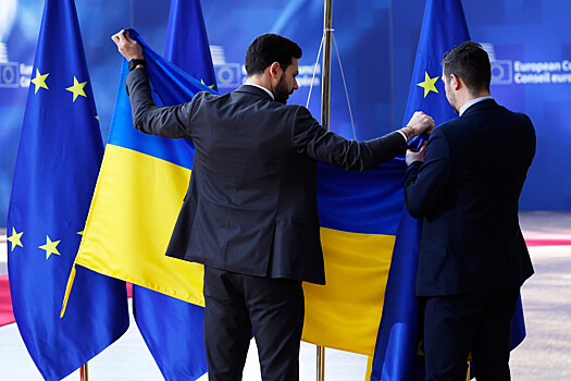 В Венгрии назвали сроки возможного банкротства Украины