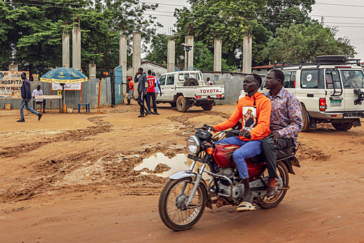 Любовный треугольник повлек смерть 14 военных: возобновлена угроза гражданской войны