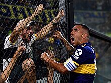 Карьера Карлоса Тевеса, где сейчас бывший нападающий «Манчестер Юнайтед» и «Манчестер Сити»