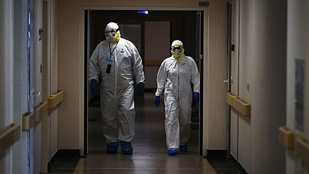 Врачи из Москвы в среду вылетят в четыре региона для борьбы с COVID-19
