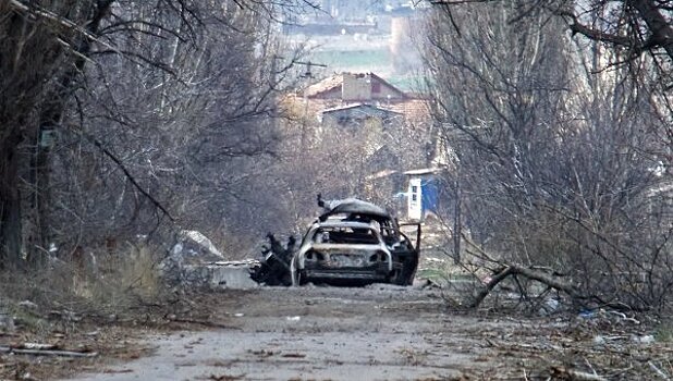 Беспилотник ВСУ поджег дом в пригороде Донецка