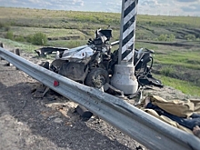 В Волгоградской области автомобиль влетел в столб