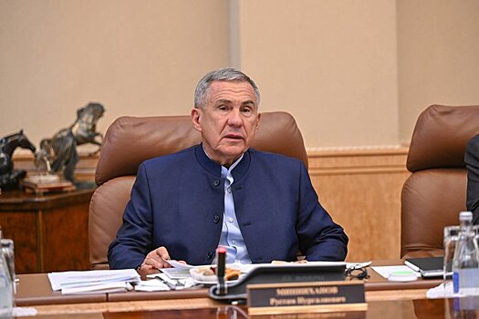 Раис Татарстана поручил провести мероприятия, приуроченные ко Дню матери и Дню инвалидов