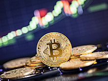 Биткойн упал в цене на 17,5%