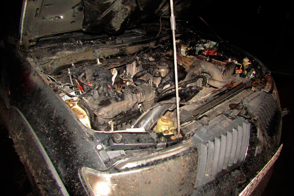 Саратовец отомстил двум соседкам поджогом их дорогих машин