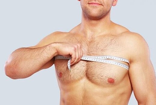 Мужчины обращаются за пластикой груди все чаще