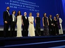 "Иностранцы смогут снимать кино в России без бюрократической волокиты"