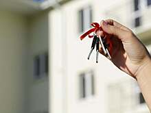 Более 450 сирот обеспечили жильем в Вологодской области в текущем году