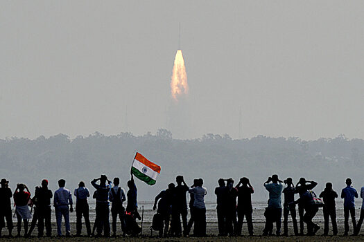 Астронавты из Индии подготовятся к полету первого индийского национального космического корабля в России