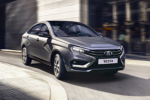 АвтоВАЗ перечислил соперников новой Lada Vesta