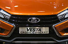 Седаны Lada Vesta отправились под пресс