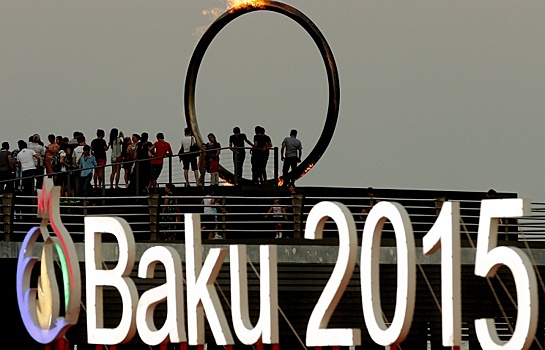 Пловец Максумов завоевал бронзу в Баку на дистанции 400 м вольным стилем