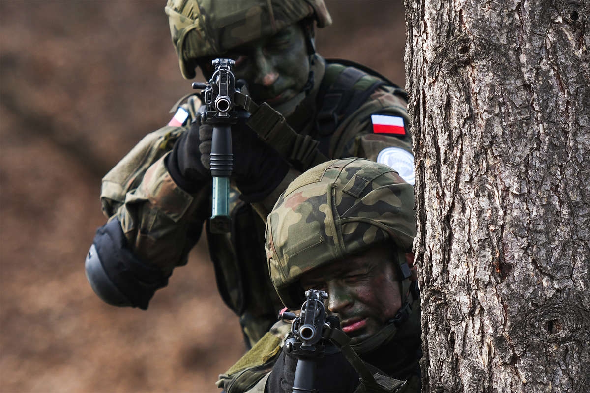 Польские солдаты потеряли оружие на учениях