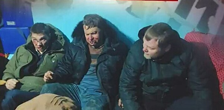 Опубликованы фотографии россиян, выживших в авиакатастрофе в горах Афганистана