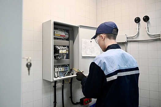 "Россети Урал" помогли оборудовать новую мастерскую в Богдановичском политехникуме