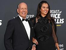 Эмма Хеминг и Деми Мур устроили благотворительный вечер в честь Брюса Уиллиса