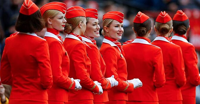 У каждой российской авиакомпании своя униформа для стюардесс
