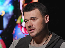 «Становишься старше»: Эмин Агаларов объяснил частые встречи с дочерью