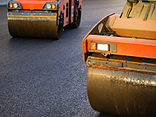 Более 420 тысяч квадратных метров асфальта отремонтировали столичные дорожники в Луганске и Донецке