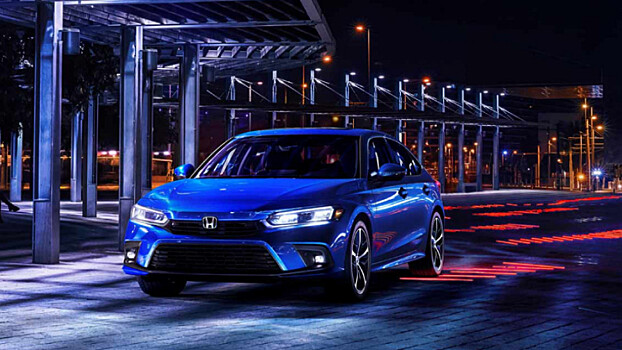 Новый Civic 2022 представила Honda