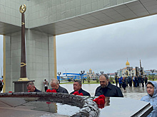 В ЯНАО чиновники и депутаты зажгли «свечу памяти»
