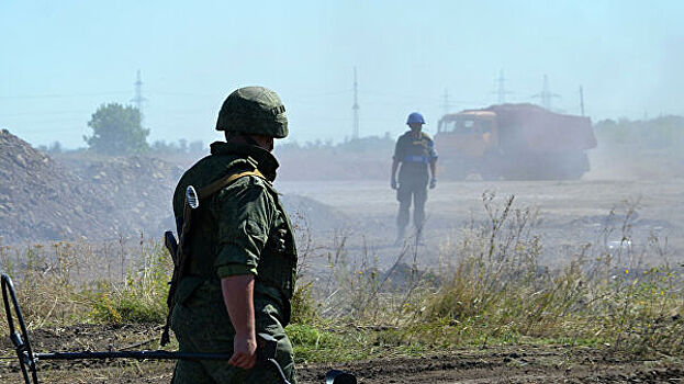 В ДНР обвинили Украину в размещении военной техники в жилых районах