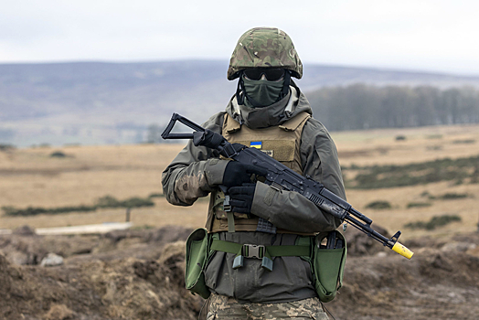 Власти ДНР устроили встречу пленного азовца* с родителями