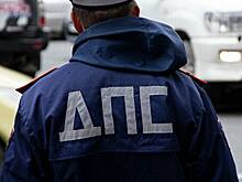 Мотоцикл загорелся после ДТП в центре Москвы