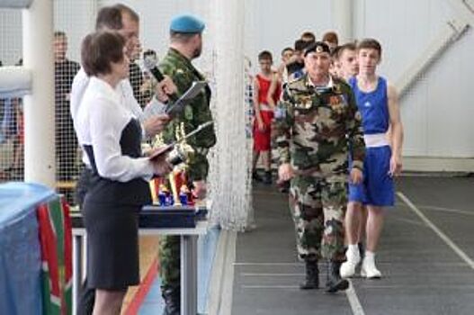 В Железногорске проходят юношеские турниры по боксу и футболу