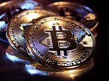 Биткоин ждет экспирацию опционов и выступление главы ФРС