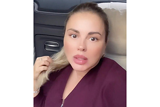 Анна Семенович показала лицо после инъекций в кабинете косметолога