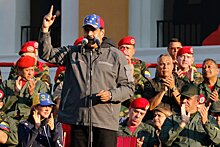 Мадуро заявил, что военно-воздушные силы Венесуэлы по-прежнему верны ему