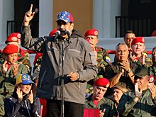 Мадуро заявил, что военно-воздушные силы Венесуэлы по-прежнему верны ему