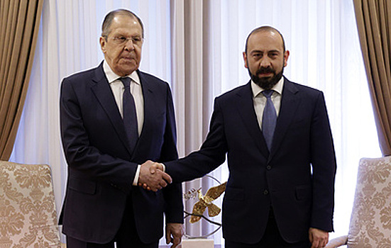 Пресс-конференция Лаврова и Мирзояна. Видеотрансляция