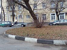 Бордюрный камень отремонтировали в одном из дворов по улице Луховицкая