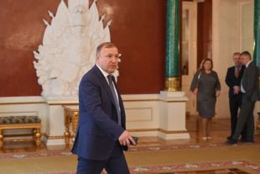 Глава РА отметил важность задач по совершенствованию дорожной деятельности