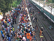 Как выглядит электричка по-бангладешски