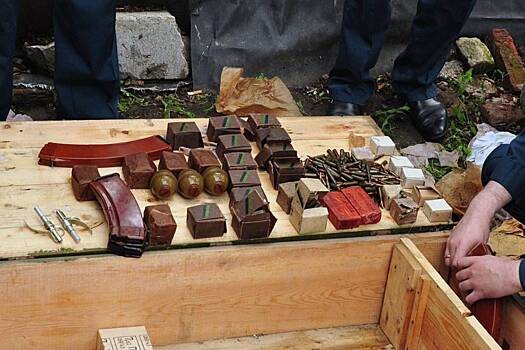 Россиянка обнаружила схрон боеприпасов в недавно купленной квартире