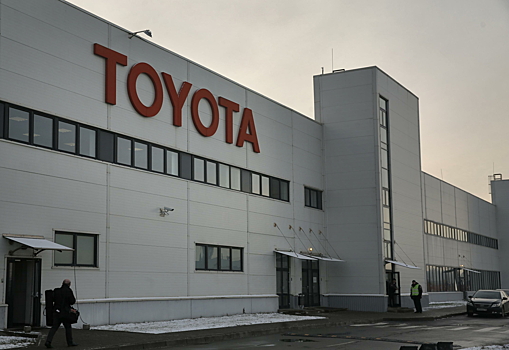 Toyota начнет производство огромного трехрядного внедорожника