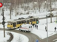 В Нижнем Тагиле трамвай переехал пешехода на остановке
