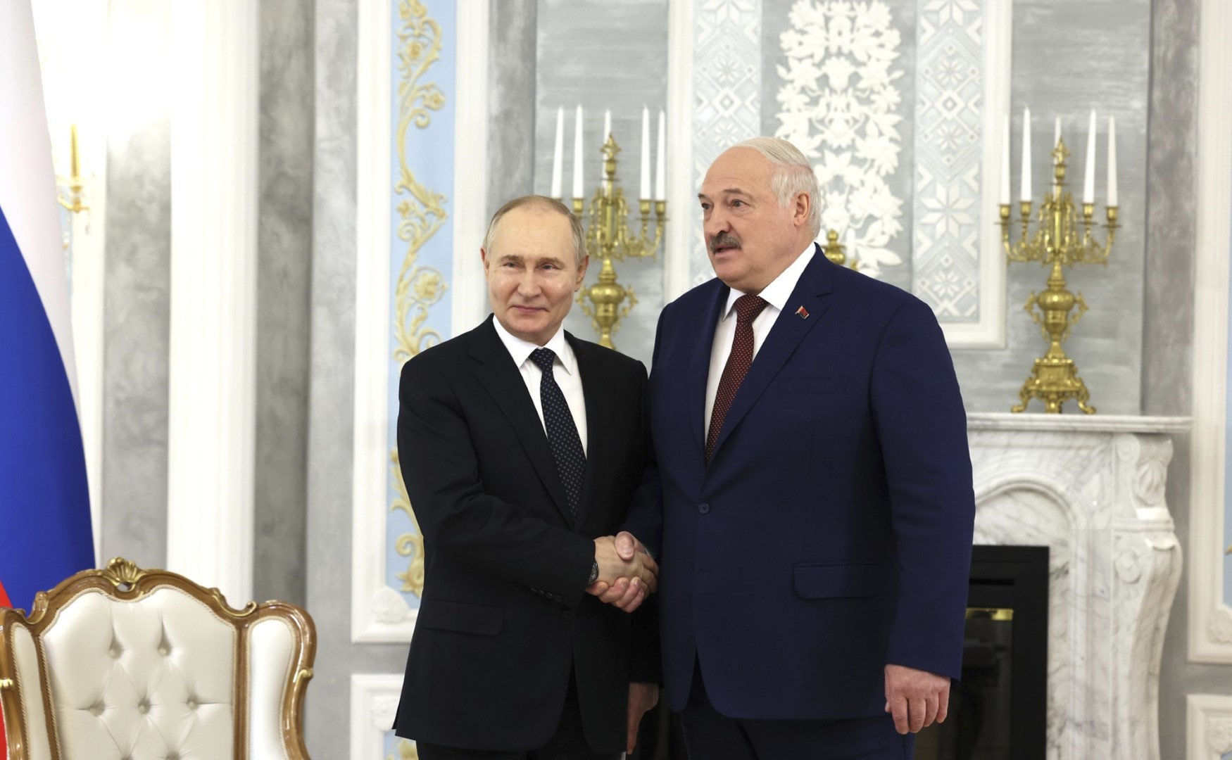 Лукашенко раскрыл, как выпросить желаемое у Путина