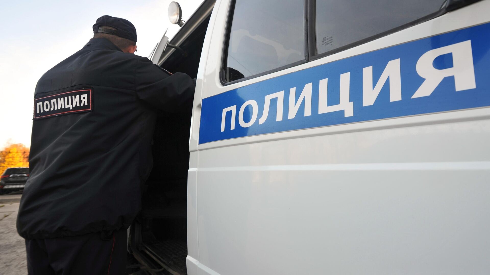 Во Владивостоке неизвестные устроили стрельбу, есть пострадавшие